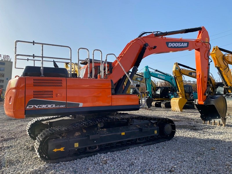 used doosan excavator